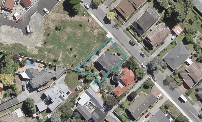 7 Saint Columbans Grove, Boulcott, Lower Hutt - Carousel 1