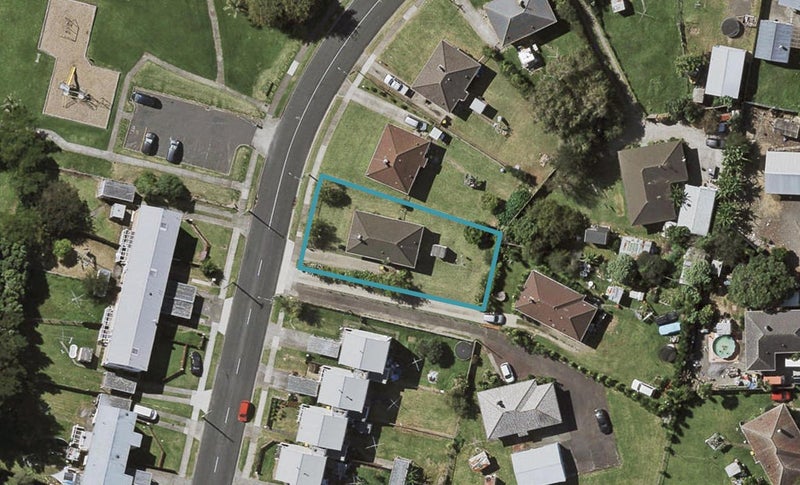 19 Pearl Baker Drive, Otara, Auckland - Carousel 1