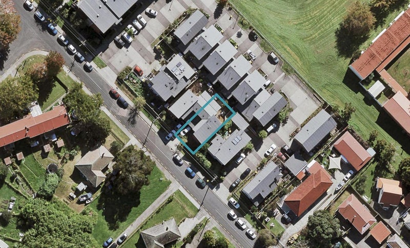 88 Tonar Street, Northcote, Auckland - Carousel 1