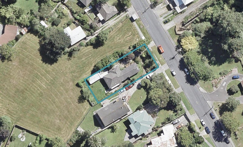 208 Rata Street, Naenae, Lower Hutt - Carousel 1