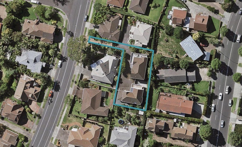 1/150 Norman Lesser Drive, St Johns, Auckland - Carousel 1