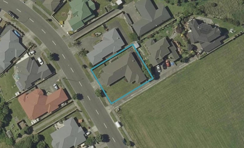 129 Ruapehu Drive, Fitzherbert, Palmerston North - Carousel 1