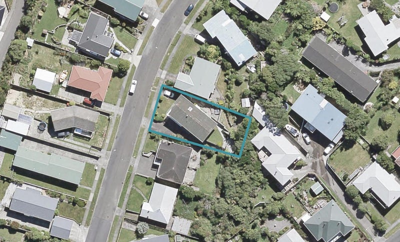 33 Wattle Grove, Maungaraki, Lower Hutt - Carousel 1