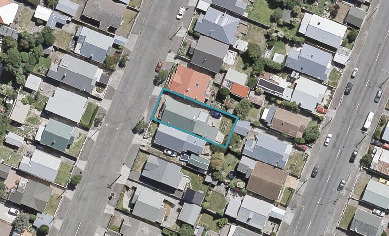 10 Collins Street, Petone, Lower Hutt - Carousel 1