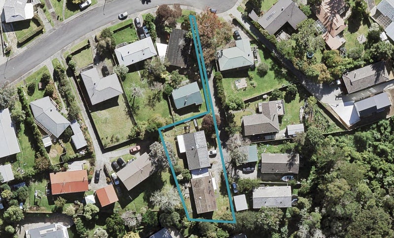 2/31 Japonica Drive, Beach Haven, Auckland - Carousel 1
