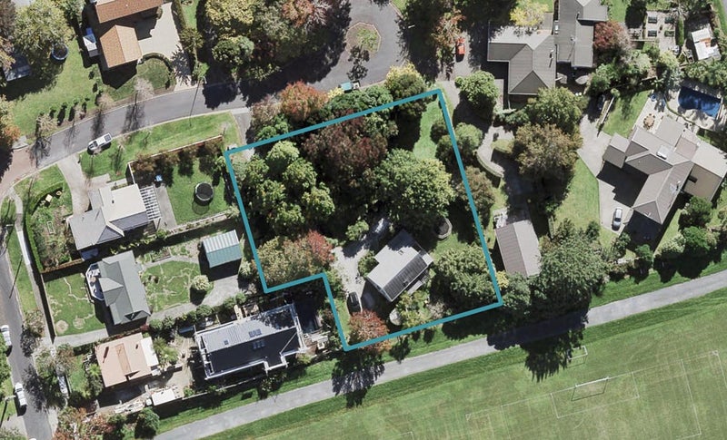 3 Birchwood Grove, Greenhithe, Auckland - Carousel 1