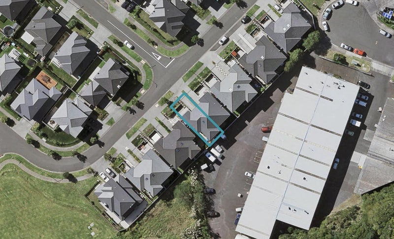 44B Tauoma Crescent, Stonefields, Auckland - Carousel 1