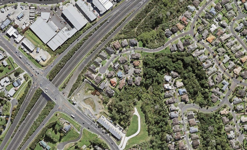 24 Spoonbill Place, Unsworth Heights, Auckland - Carousel 1