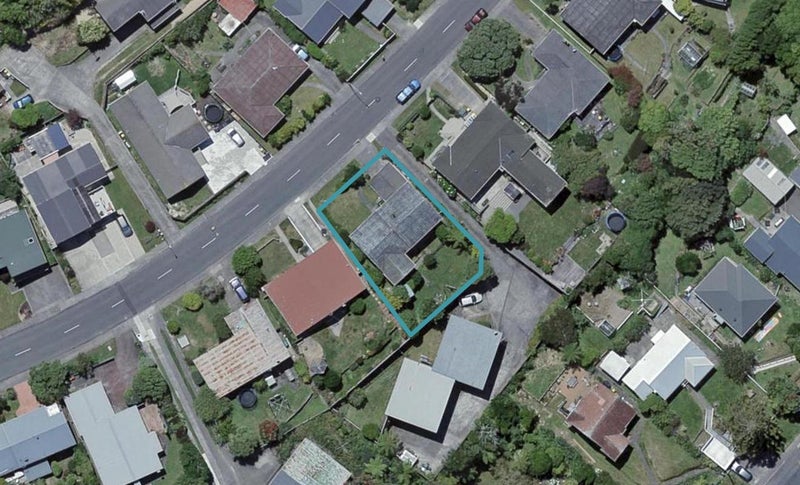 31 Truscott Avenue, Johnsonville, Wellington - Carousel 1