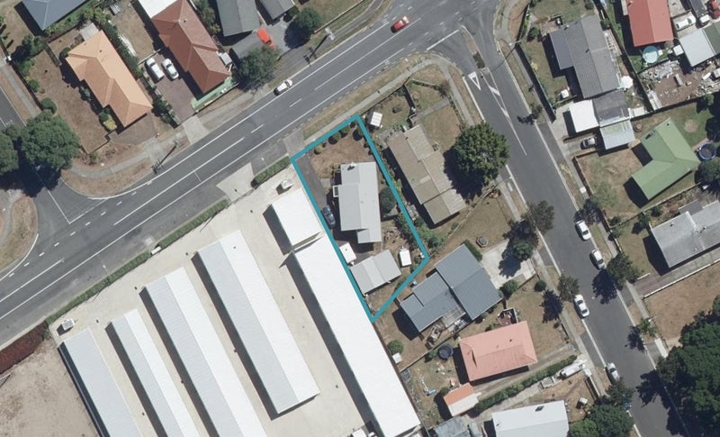 125 Collins Road, Melville, Hamilton - Carousel 1