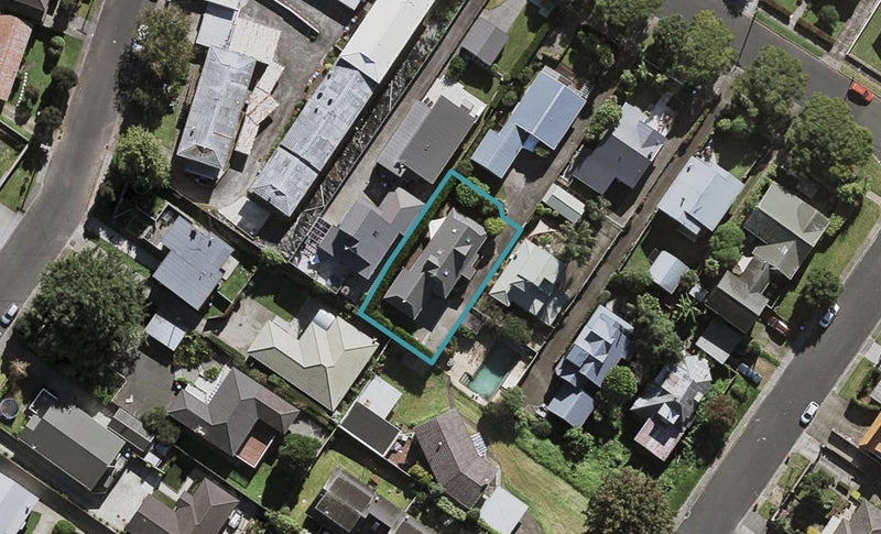 15A Ranier Street, Ellerslie, Auckland - Carousel 1