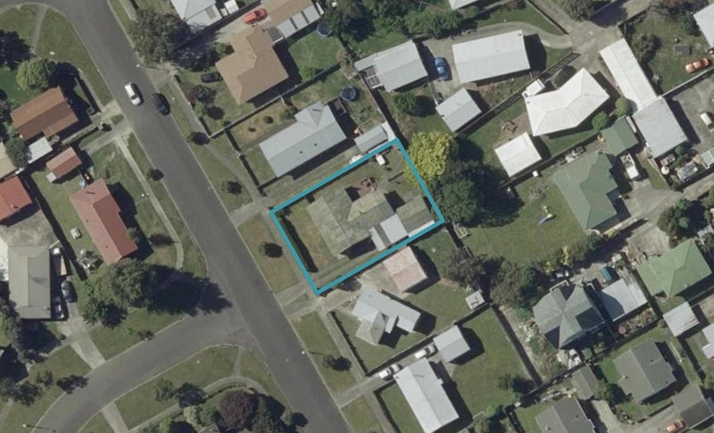 7 Chatsworth Place, Highbury, Palmerston North - Carousel 1