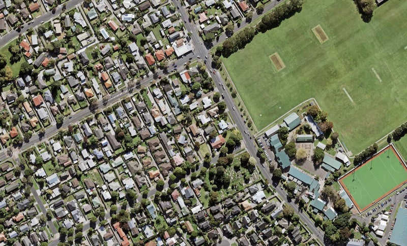 6/216 Rosebank Road, Avondale, Auckland - Carousel 1