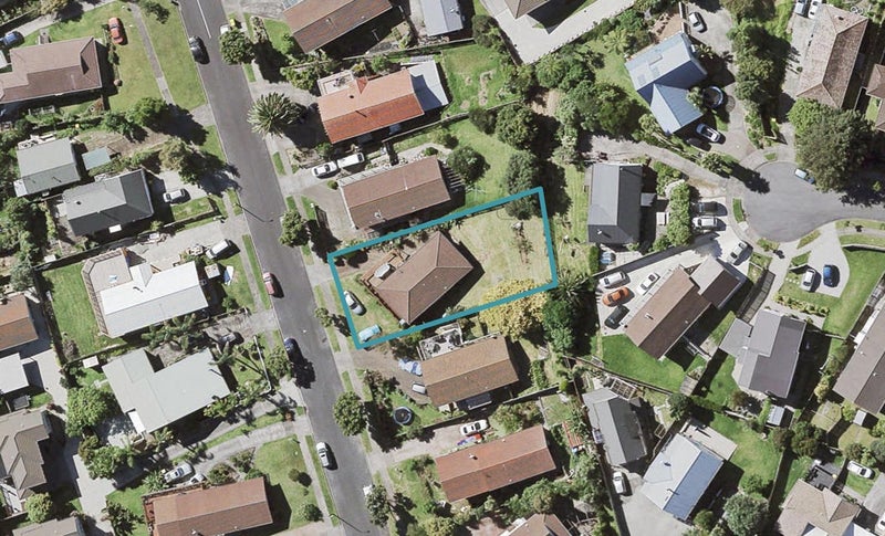 31 Lewisham Street, Highland Park, Auckland - Carousel 1