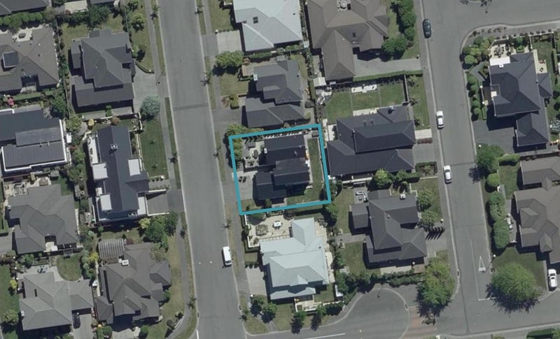 8 Watermill Boulevard, Northwood, Christchurch - Carousel 1