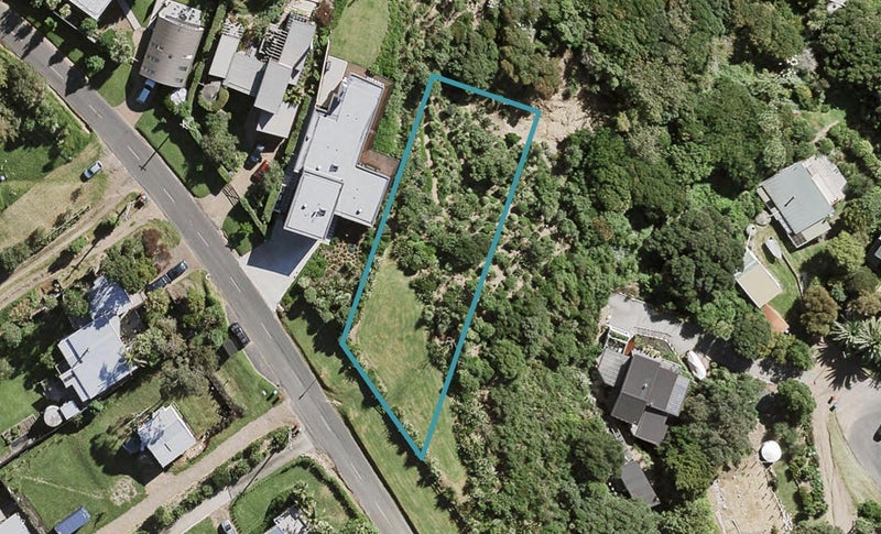 376B Sea View Road, Onetangi, Waiheke Island - Carousel 1