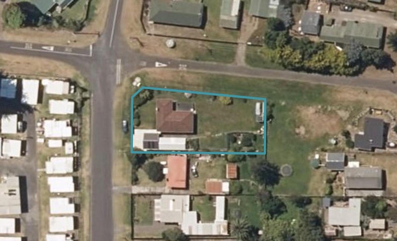 156 Park Avenue, Waitarere Beach, Levin - Carousel 1