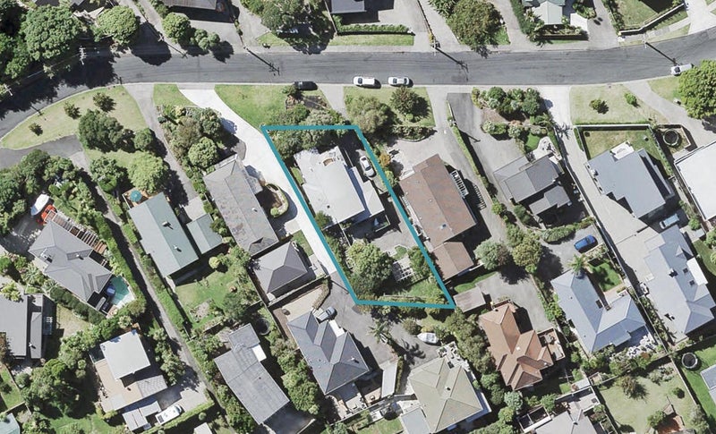 42 Penzance Road, Mairangi Bay, Auckland - Carousel 1