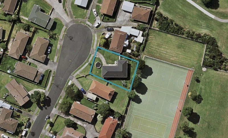 31 Dunstan Place, Otara, Auckland - Carousel 1
