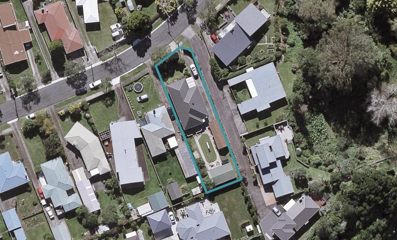 34 Turakina Street, Merrilands, New Plymouth - Carousel 1