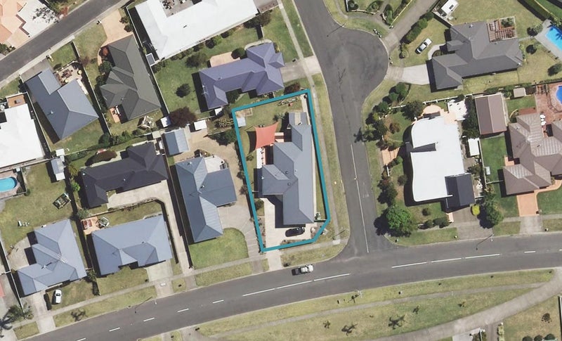 83 Potae Avenue, Lytton West, Gisborne - Carousel 1