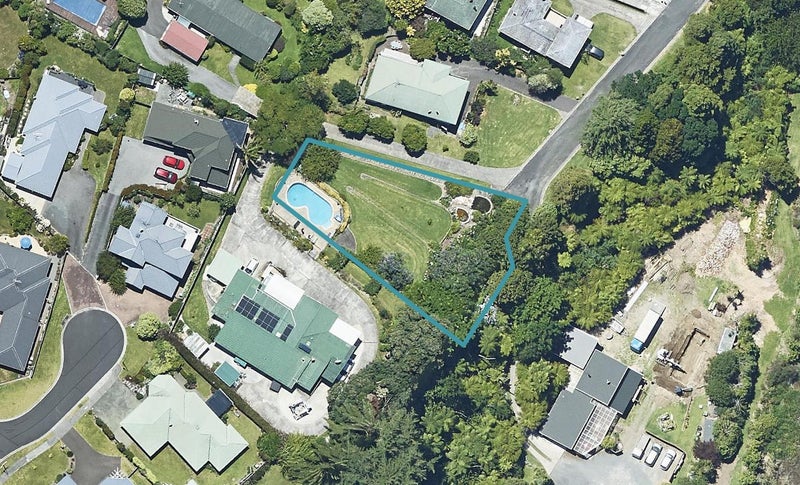 164 Welcome Bay Road, Welcome Bay, Tauranga - Carousel 1