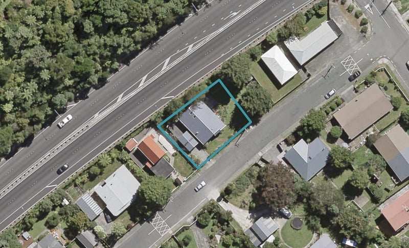 4 Norfolk Street, Belmont, Lower Hutt - Carousel 1