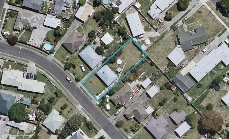 8 Shackleton Street, Maraenui, Napier - Carousel 1