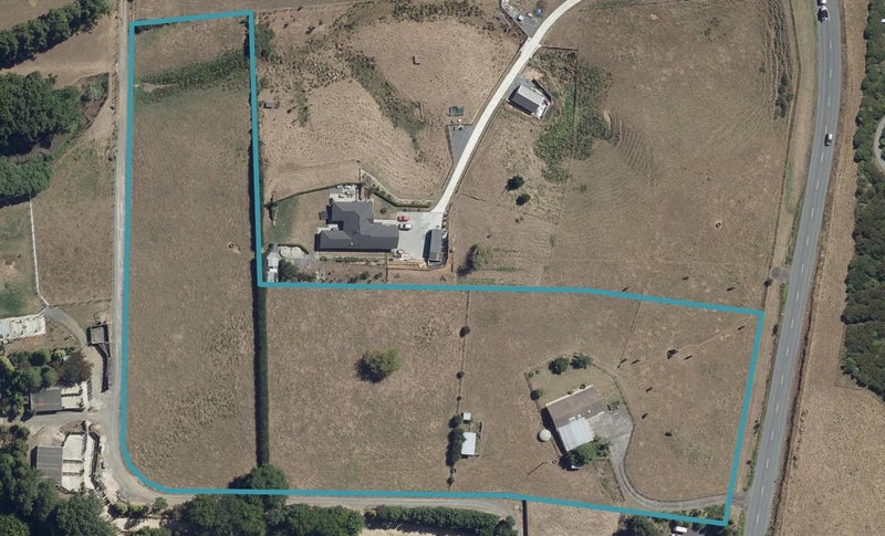 195 Brymer Road, Baverstock - Carousel 1