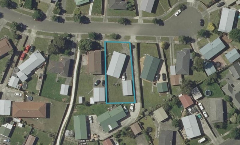24 Cumberland Place, Kelvin Grove, Palmerston North - Carousel 1