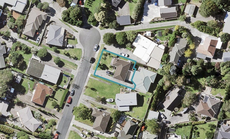 11 Cosy Place, Howick, Auckland - Carousel 1