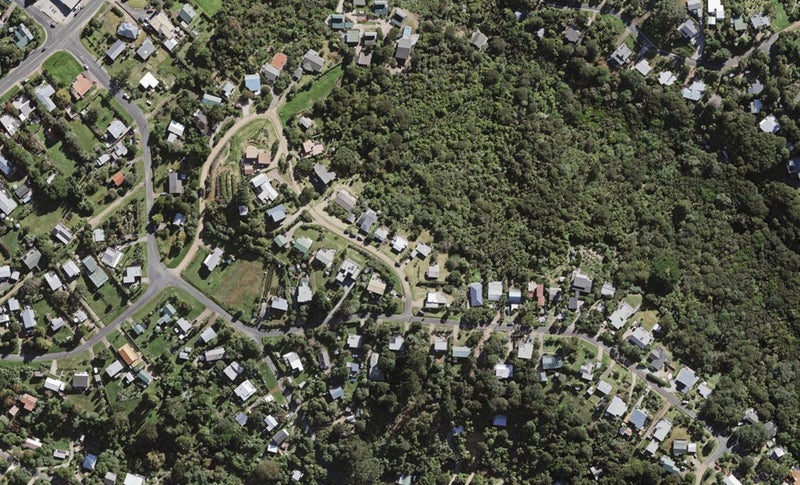 39 Marine View Road, Onetangi, Waiheke Island - Carousel 1