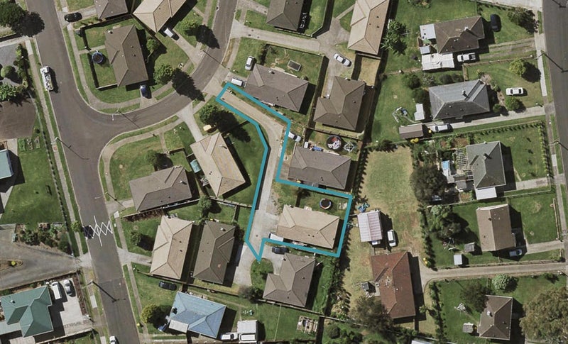 9 Antych Place, Otara, Auckland - Carousel 1