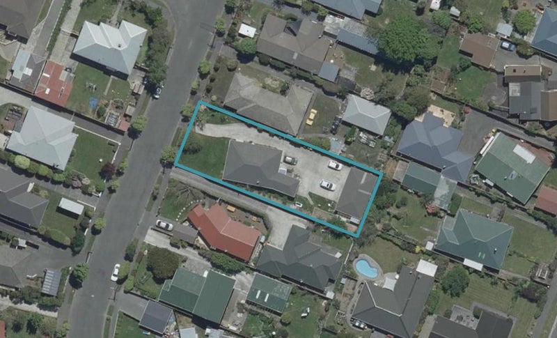 10 Brockham Street, Casebrook, Christchurch - Carousel 1