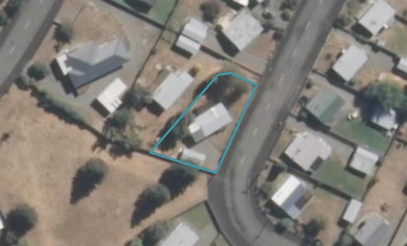 37 Sefton Street, Twizel - Carousel 1