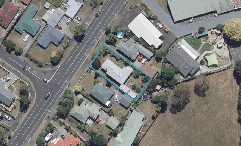 50 Masters Avenue, Hillcrest, Hamilton - Carousel 1