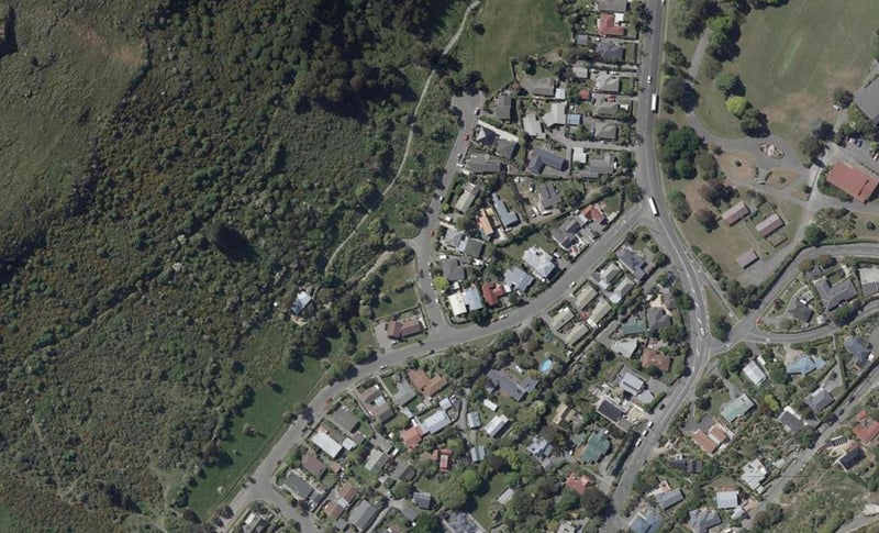 4 Finnsarby Place, Sumner, Christchurch - Carousel 1
