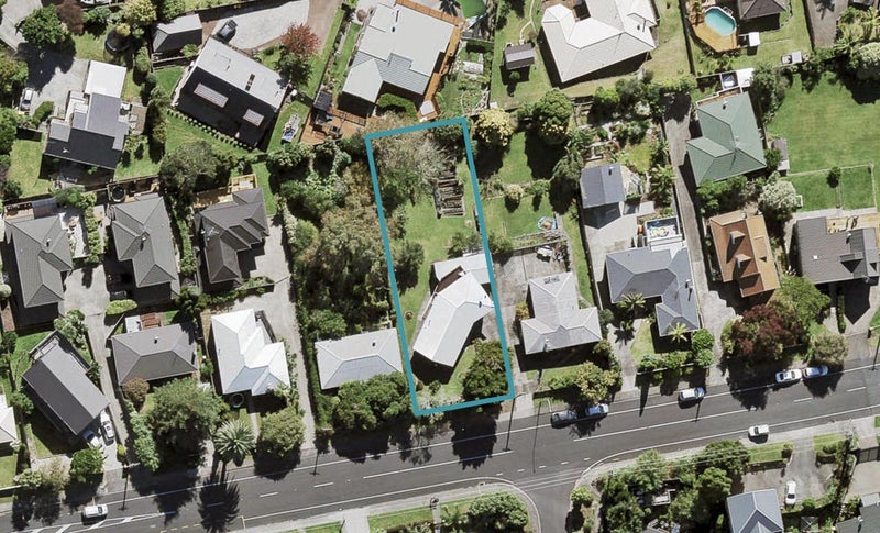 144 Luckens Road, West Harbour, Auckland - Carousel 1