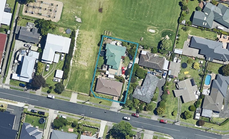 128 Pillans Road, Otumoetai, Tauranga - Carousel 1