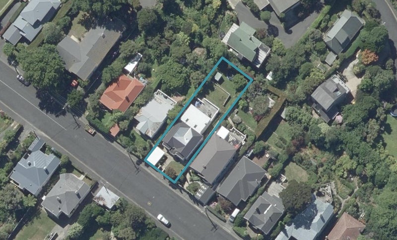 56 Cannington Road, Maori Hill, Dunedin - Carousel 1