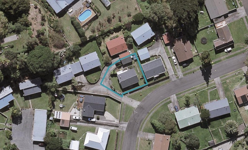6A Brixham Place, Merrilands, New Plymouth - Carousel 1