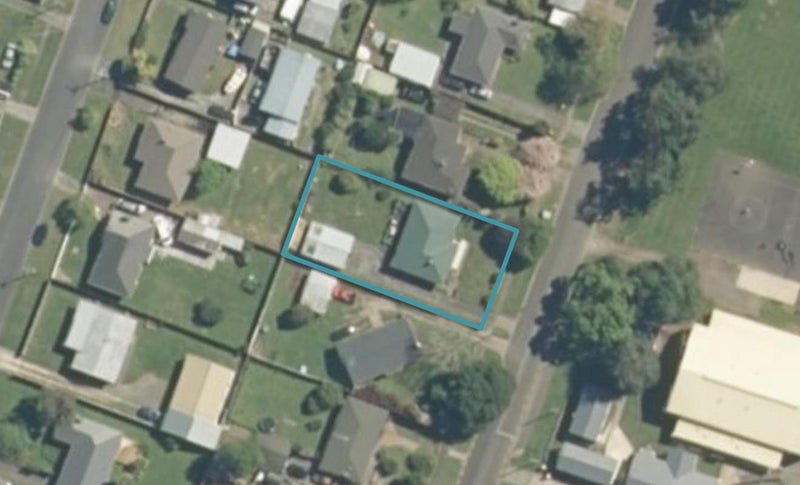 137 Scott Street, Leamington, Cambridge - Carousel 1