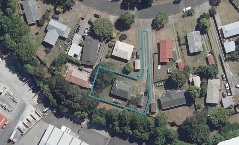 51 Oakfield Crescent, Pukete, Hamilton - Carousel 1