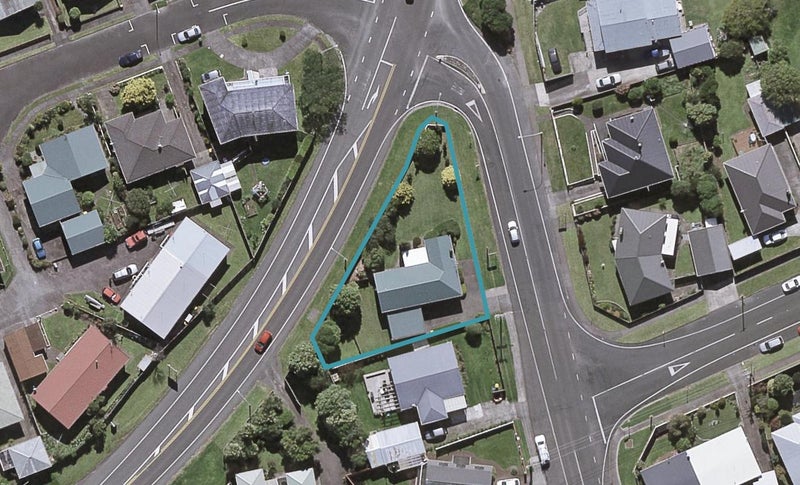 2 Barrett Road, Spotswood, New Plymouth - Carousel 1