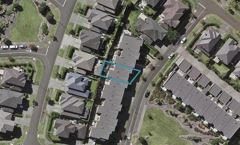 9 Baber Drive, Stonefields, Auckland - Carousel 1