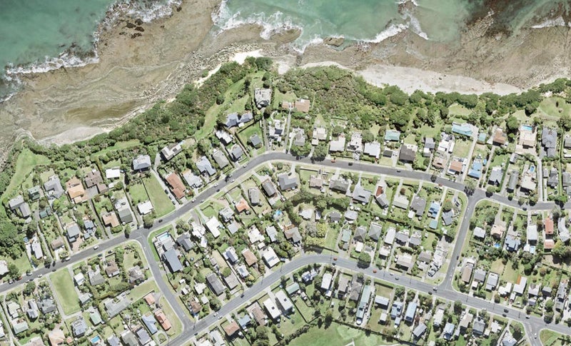 67 Pacific Parade, Army Bay, Whangaparaoa - Carousel 1