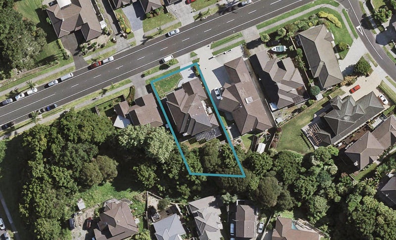 127 Charles Prevost Drive, The Gardens, Auckland - Carousel 1