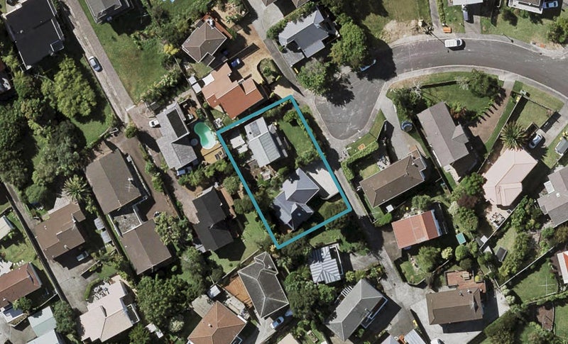 20A CASSANDRA GR, Totara Vale, Auckland - Carousel 1