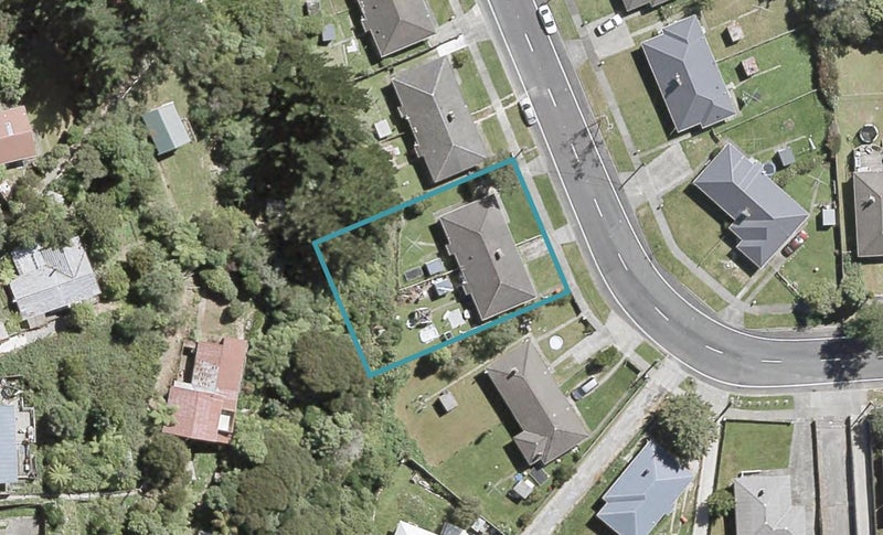 384 George Street, Stokes Valley, Lower Hutt - Carousel 1
