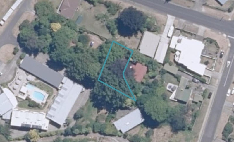 340 Lake Terrace, Two Mile Bay, Taupo - Carousel 1